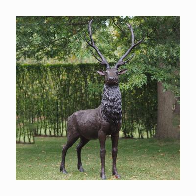 China Europe Modern Outdoor Decor Brass Animal Sculpture Carved Bronze Decoration Large Metal Deer Statue for sale