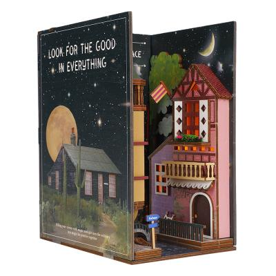 China DIY TOY Dreamland Of Alaska Christmas Decoration Supplies Wooden Dollhouse Shelf Aisle Book Nook for sale