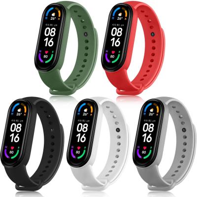 China Watch Band Rubber Strap for Xiaomi 6, Sport Silicone Smart Watch Strap MI Band 6 Rubber Strap for sale