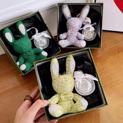 China Fasional Factory Wholesale Preserved Flower Ball Key Chain Green Rose Flower Key Chain Gift Box Set For Fashion Bag Creative Pe for sale