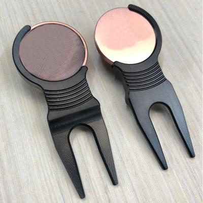 China Golf Event Amazon Hot Sale Custom Logo Golf Divot Repair Tool Custom Golf Digging Tool for sale