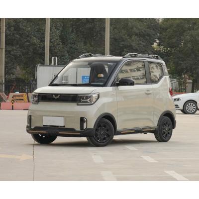 China New High Quality Fabric Best Price Comfortable Fast Charging Chinese Wuling Mini Car Car for sale