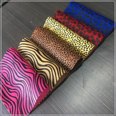 China 2019 shoes animal print leopard design flocking pu leather for shoe or bag (sinteticos para zapatos) for sale