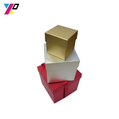 China Custom Christmas Gift Box Recyclable Wholesale High Quality Paper for sale