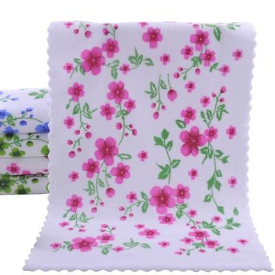 China Cheap Jiangsu Changsu Compressed Edgeless Textile Printed Microfiber Terry Towels for sale