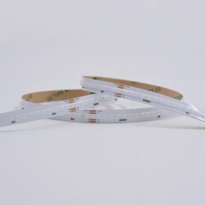 China RGB Cob Led Strip 24V 630 Leds/m Chip an Bord Hochdichte Cob Strip Licht zu verkaufen