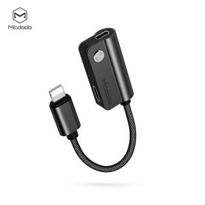 China 2A Fast Dual Speed ​​Mcdodo 8 Pin Earphone Jack Charging Adapter, Charging and 2 Audio in 1 Adapter for iPhone for sale