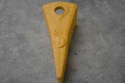 China Geworfene Legierung Bucket Teeths 4.2kg 205-70-19570 des Bagger-PC200 zu verkaufen