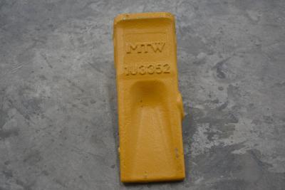 China J350 Digger Bucket Teeth 6kg 1U3352 Cast Alloy MTW for sale