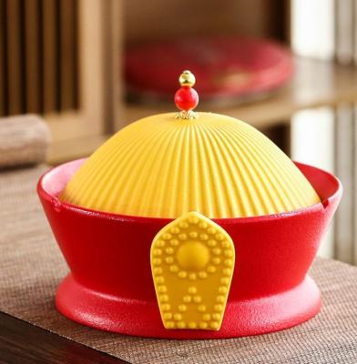 China Creative Eco-friendly Ashtray Cigar Ashtray King Hat Ashtray for sale