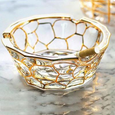 China Luxury Eco-friendly Design Phnom Penh Crystal Glass Ashtray Creative Home Office Ashtray Candle Holder for sale