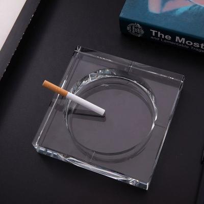 China Eco-friendly Classic White Crystal Glass Ashtray Home Office Ashtray Candle Holder for sale