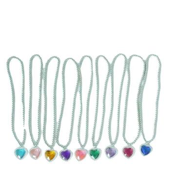 China Cute Heart Shape Plastic Bead Chain Princess Girl Pendant Necklace for sale