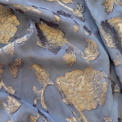 China 2022 hot sale anti-static polyester anti-static chiffon flower shiny jacquard fabric (75D+75D)*75D 81GSM for shirts for sale