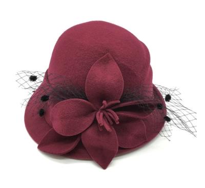 China Cheap 100% Wool Felt Ladies Fashion Handmade Hat Flower Women Red Winter Church Hats For Wedding Dress Hats Cloche Sun British Hats for sale