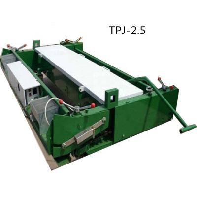 China Construction worksÂ   TPJ-2.5 Type Track Paver Rubber Running Machine For School Playground for sale