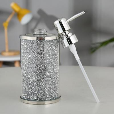 China Viable Wholesale Bathroom Accessories Household Bath Set With Stainless Steel Lid Crystal Bath Three Piece Set for sale