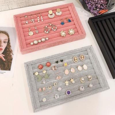 China Simple Hot Sales Fashion Portable Velvet Jewelry Tray Ring Jewelry Display Organizer Box Holder Earring Jewelry Storage Case Showcase for sale