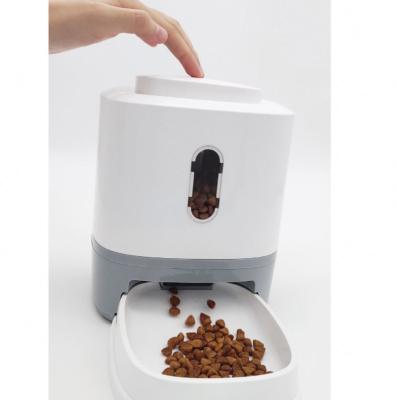 China OEM New Design Automatic Pet Smart Feeder Cat Pet Dog Automatic Food Feeder. for sale