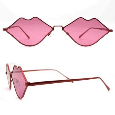 China Fashion sunglasses shape small glass frame metal lips ocean style fashionable sunglasses for women for sale