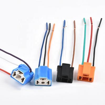 China Motorcycle Wholesale high quality Automotive Truck 5 Pin Relay Harness Wired Ceramic Socket for sale