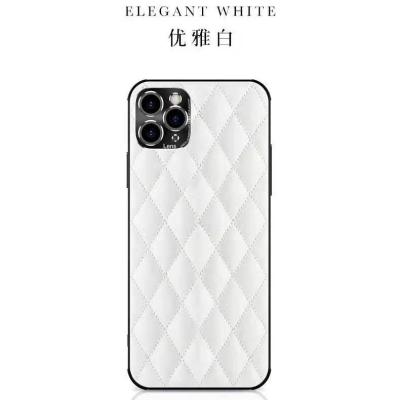 China Fanshion Feel Stylish Light Shattersproof Luxury Fashion For Iphone 11 pro Max/12 pro Max Small Frag Mobile Case for sale