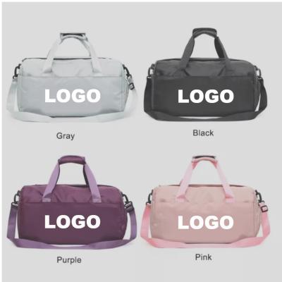 China Durable Wholesale Transparent Holographic PVC Luggage Bags Women Laser Spend Large Capacity Custom Overnight Traveling Duffel Bag for sale