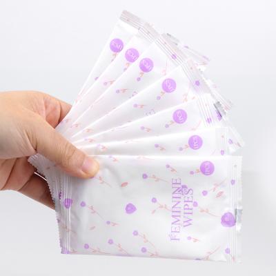 China Hot Selling Cleaning Individually Wrapped PH Balanced Hypoallergenic Feminine Care Intimate Wet Cloth for sale