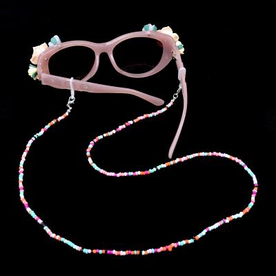 China Wholesale Colorful Glass Beaded Face Necklace Eyeglasses Rice Bohemian Bohemian Masking Chain For Women Jewelry Glass Beaded Chain for sale