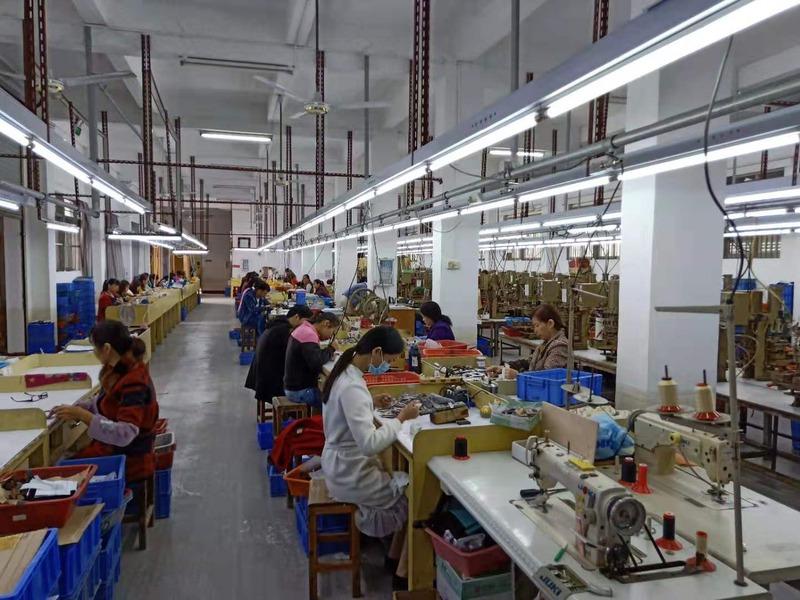 Verified China supplier - Shantou City Lap Hing Leather Products Manufacturing Ltd.