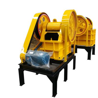 China Mining rock equipment PE150x250 jaw crusher with ISO SGS approved à venda