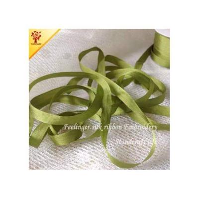 China Factory Wholesale Viable Christmas Ribbon 7mm Woven Jacquard Ribbon For Home Decoration for sale