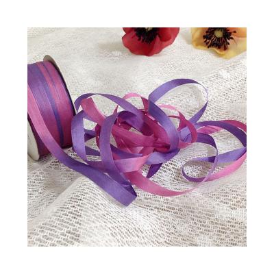 China Viable Factory Price Custom Made Fabric Ribbon Satin Roll Silk Ribbon Use For Gift Package for sale