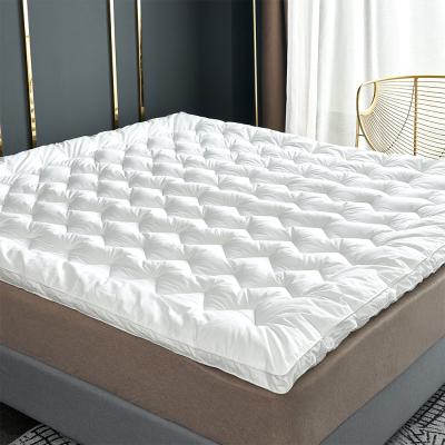 China Foldable Top Selling Hotel Polyester Microfiber Mattress Filling Topper for sale