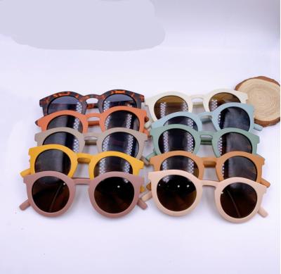 China New Logo Fashion Vintage Wholesale Mother Glasses Custom Made Mom and Me Child UV400 Matching Sunglasses for sale