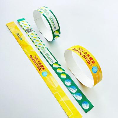 China Adjustable Tyvek Event Wristbands Scan The Barcode for Safe and Secure Events Variety Of Colors Paper Evemt Bracelet for sale