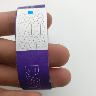 Κίνα Tyvek Dupont Paper Wristband Activity Barcode Events Paper Event Admission Bracelet προς πώληση