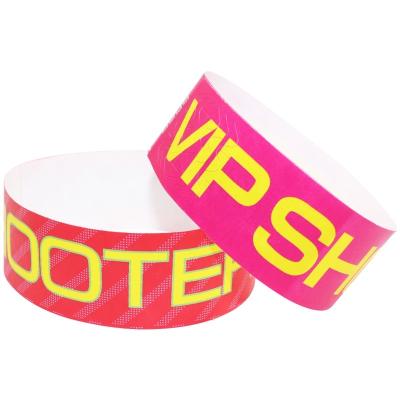 中国 Factory Tyvek Dupont Paper Wristband With Qr Barcode Paper Business Event Admission Bracelet Wristband 販売のため