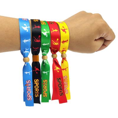 China Concert Promotion Events Fabric Woven Cloth Wristbands with Various Designs and OEM Acceptable for sale