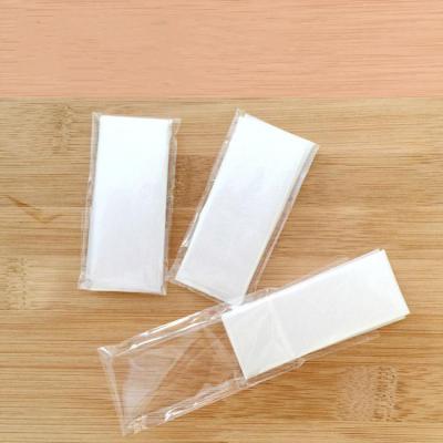 China Custom Disposable Plastic Hand Oil Proof Gloves Transparent Disposable Food PE Individually Wrapped Gloves For Handing for sale