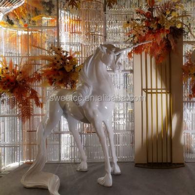 China Morden 2020 factory price resin wedding hot sale unicorn for sale for sale