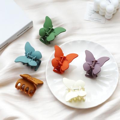 China Hot Selling Frosted Hair Clips Butterfly Grab Clips Pretty Exquisite Hair Claw Clip Hair Accessories For Women for sale