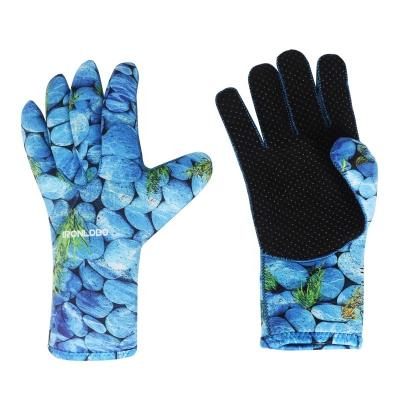 China Custom Neoprene Anti-Slip Waterproof 3MM Five Finger Watersports Canoeing Diving Snorkeling Gloves for sale