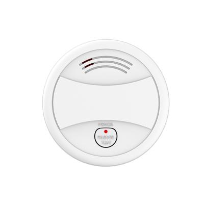 中国 2.4G wifi coverage smart plastic fire alarm wireless smoke detector with app remote control GS-433W 販売のため