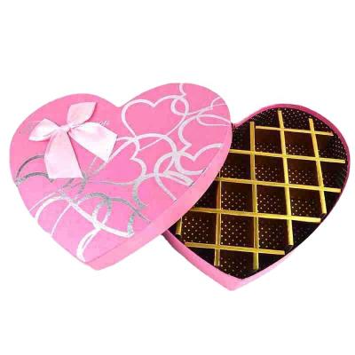 China Packaging Recyclable Heart Shape Chocolate Gift Box Custom Gift Box With Ribbon for sale