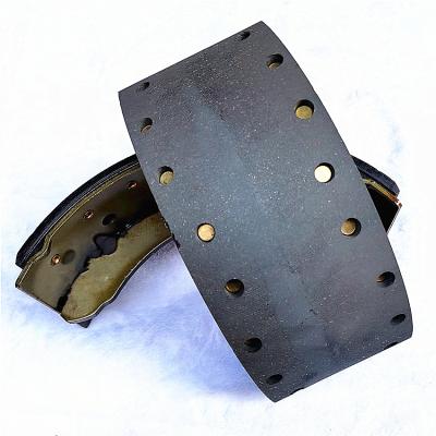 China Semi-metal Or Ceramic Auto Spare Parts Brake Pads Brake Systems For ISUZU for sale