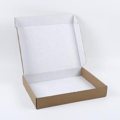 China Recycled Materials Apparel Packaging Boxes Custom Logo Packaging Box For Clothes To Ship for sale