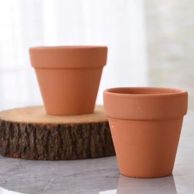 中国 Modern terracotta pot wholesale and type terracotta flower pots pot 販売のため