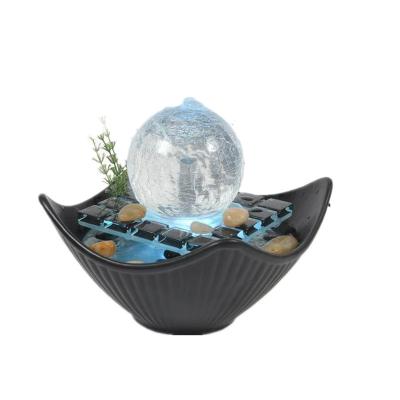 中国 Home Decoration Eco-friendly Crafts Materials Tabletop Ceramic Fountain With Glass Crystal Ball 販売のため