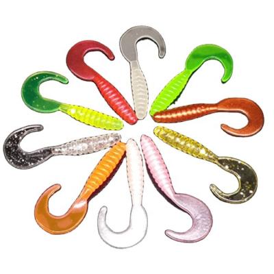 China Vivid Fish Swimming Action Wholesale Lure Soft Worm Bait Single Tail Soft Worm Winding Maggots 15 Colors Optional Bionic Fish Silicone Material for sale